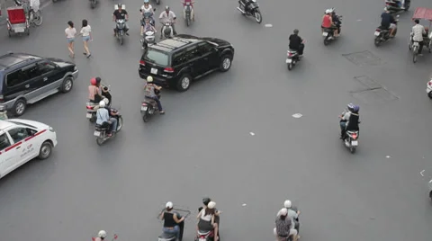 Traffic in Hanoi Stock-Footage 32240145