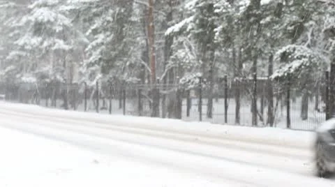 Traffic in heavy snowfall Stock Footage 10579059