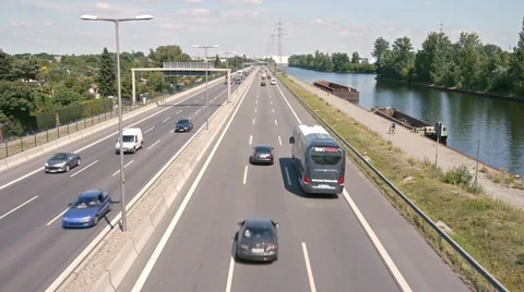 Traffic on highway 스톡 동영상 32660003