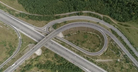 Traffic on the highway. Video stock 94123778