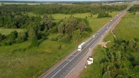 Traffic on the highway. 스톡 동영상 112857295