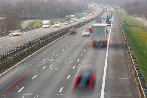 Traffic on a highway Fotos Stock