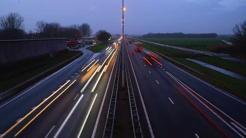 Traffic on highway with sunset timelapse  Vídeos de archivo 84072307