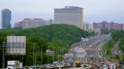 Traffic on I 95 on a cloudy day in Northern Virginia near Arlington Video stock 77328613