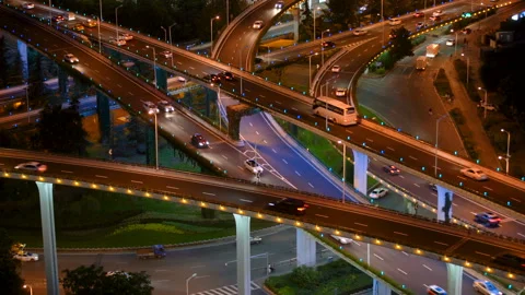 The traffic interchange at night in city Vidéo 94178821
