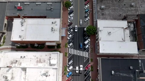 Traffic intersection in downtown Wyethville, Virginia. Video stock 337140787