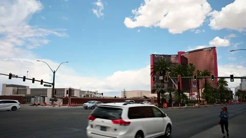 Traffic intersection on the north end of the Las Vegas Strip near Resorts Stock Footage 154620124