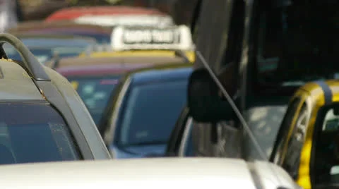 Traffic Jam in the city. Day. Vídeo Stock 23908780
