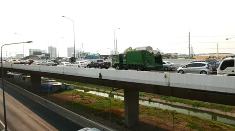 Traffic jam on elevated highway road, slow car movement in congestion Video stock 52921182