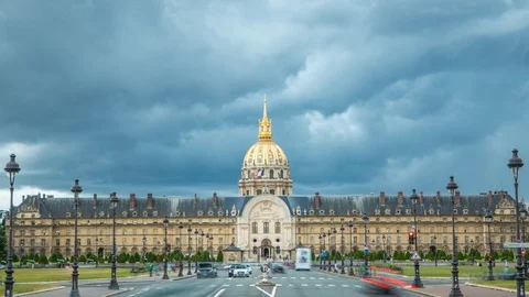 Traffic jam in front of Les Invalides timelapse in Paris, France Stock Footage