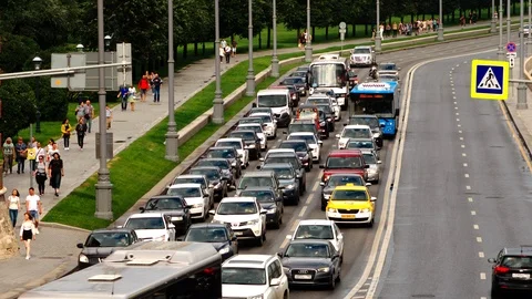 Traffic jam on the kremlin embankment Stock Footage 119357053