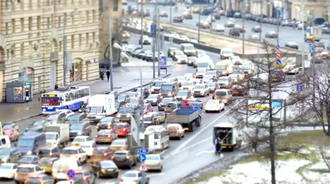 Traffic jam, rush hour in Moscow, Kutuzov Avenue in winter Vídeo Stock 45247357