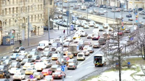 Traffic jam, rush hour in Moscow, Kutuzov Avenue in winter 库存影片 45247857