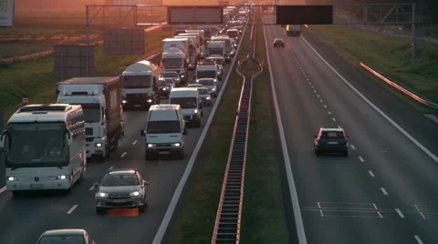 Traffic jam in the sunset Video stock 67625984