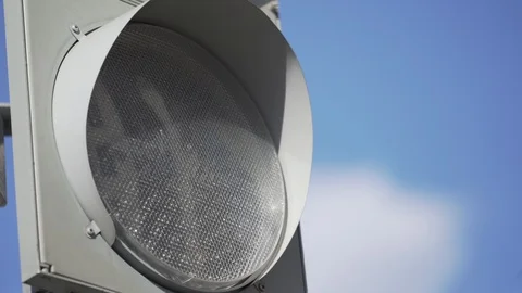 Traffic light goes green in empty Moscow before clouds during quarantine Stock-Footage 128596484