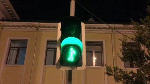 Traffic Light - Green Walking / Moving Man Stock-Footage 141145358