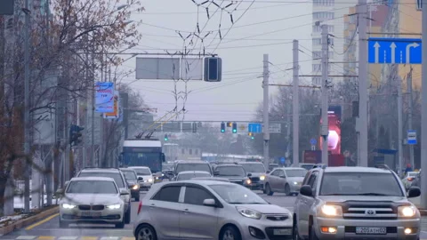 Traffic light at the intersection of one of the streets of Almaty, Kazakhstan Stock Footage 229832333