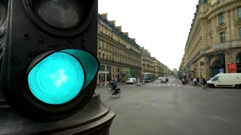 Traffic light sequence time-lapse captures the dynamic shifts in traffic Stock Footage 256737670