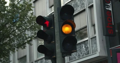 Traffic Lights Change During S25 Berlin Event Nollendorfplatz May 2023 Stock Footage 332125542