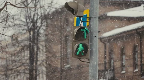 Traffic Lights for Pedestrian Stock-Footage 61286542