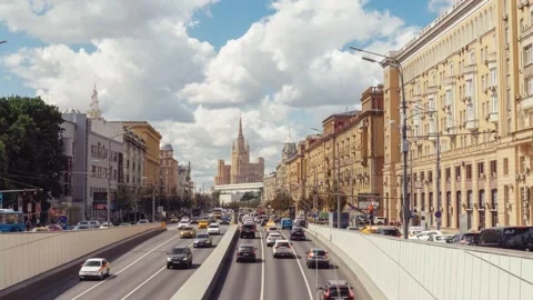 Traffic in Moscow Stock Footage 142099086