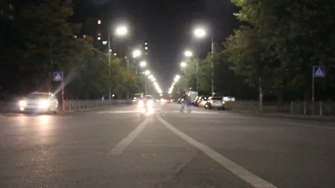 Traffic in the night city Stock-Footage 119275885