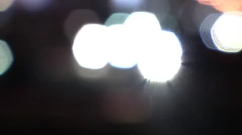 Traffic at night. Defocused. Видео 10070709