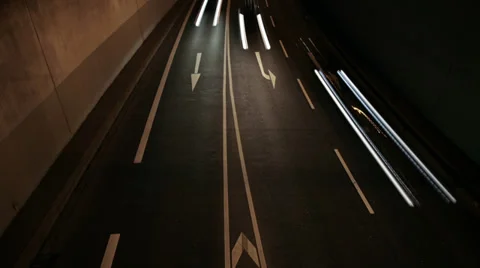 Traffic at night. Time lapse. Видео 34686502