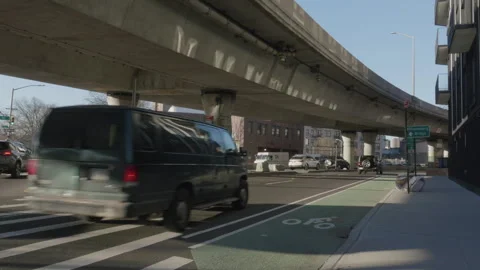 Traffic passing through Brooklyn Video stock 265380178
