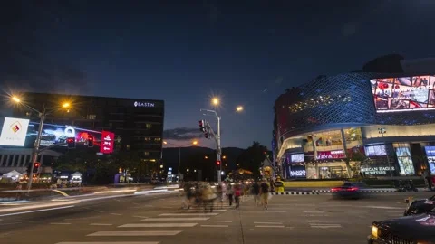 Traffic at Rin Kham intersection during twilight. Stock Footage 329948766