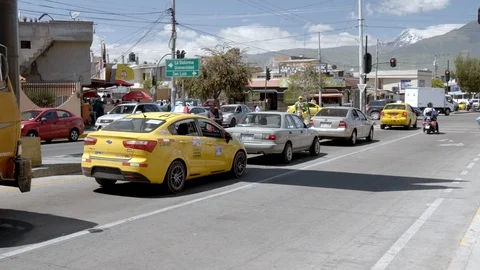 Traffic in Riobamba, Ecuador Stock Footage 117200715
