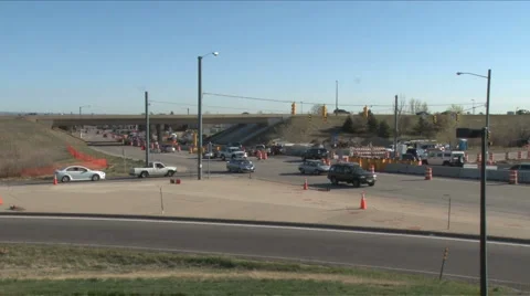 Traffic in Road Construction Zone Видео 3577790