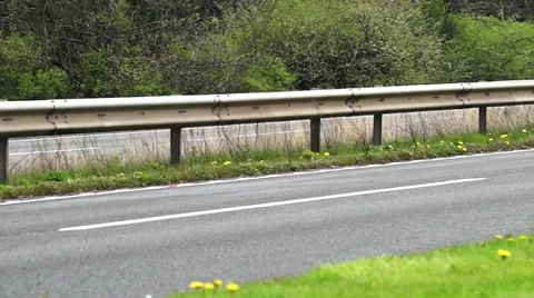 TRAFFIC ON ROAD 動画素材 37312954