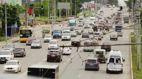 Traffic on the road Vídeos de archivo 40470808