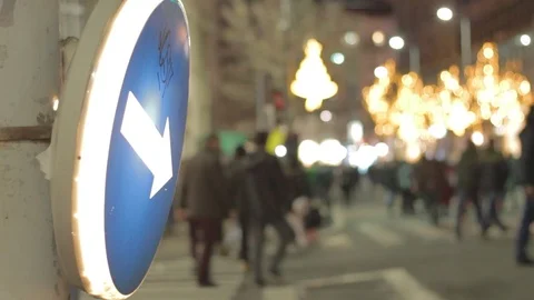 Traffic sign during protests in Belgrade Vídeo Stock 102292354
