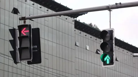 The traffic signal lamp of continuous transformation Stock-Footage 40052282
