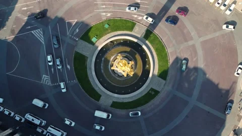 Traffic on the square circle top view Stock Footage 168945581