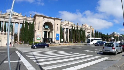 Traffic in the streets of Barcelona Video stock 76599487