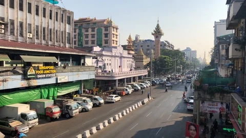 Traffic on the streets of Yangon Stock Footage 122891943