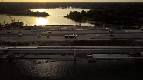 Traffic Timelapse at Sunset 動画素材 87896114