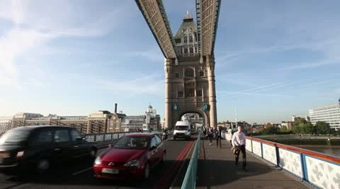Traffic on Towerbridge 動画素材 11233447
