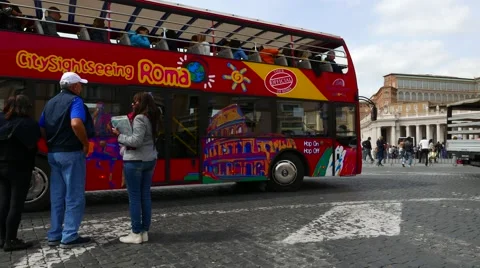 Traffic in Vatican Video stock 50186864