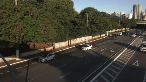 Traffic of vehicles on 23 de Maio Avenue Video stock 155245219