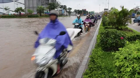 Traffic in viet nam Stock Footage 56081902