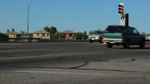 Traffic West Through Light Intersection Vídeo Stock 12202795