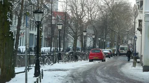 Traffic on winter street Stock Footage 21227430
