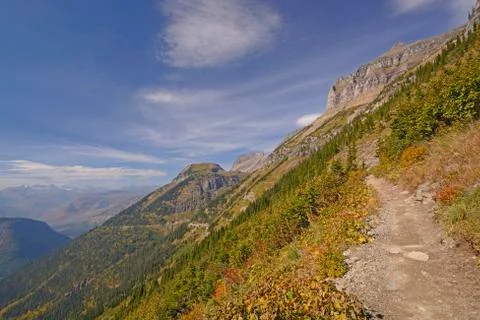 Trail into the High Mountains 库存照片