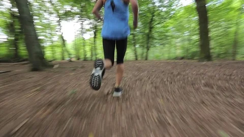 Trail Running 動画素材 69842648