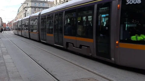 Train approaching in Dublin city centre Stock Footage 129513193