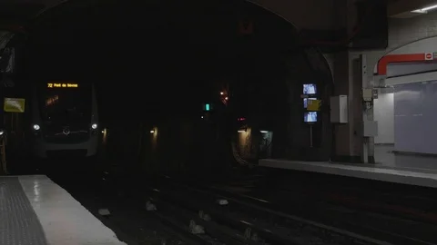 Train approaching the Havre-Caumartin station in Paris. Stock Footage 115133553